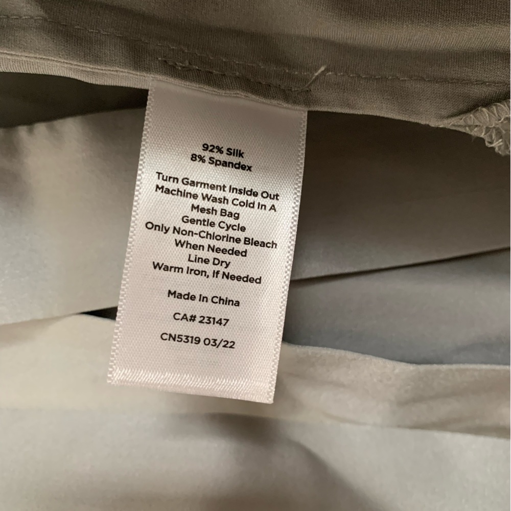 NWT TALBOTS Luxury Silk Robe XS Puff Sleeve Sleepwear - Picture 4 of 4
